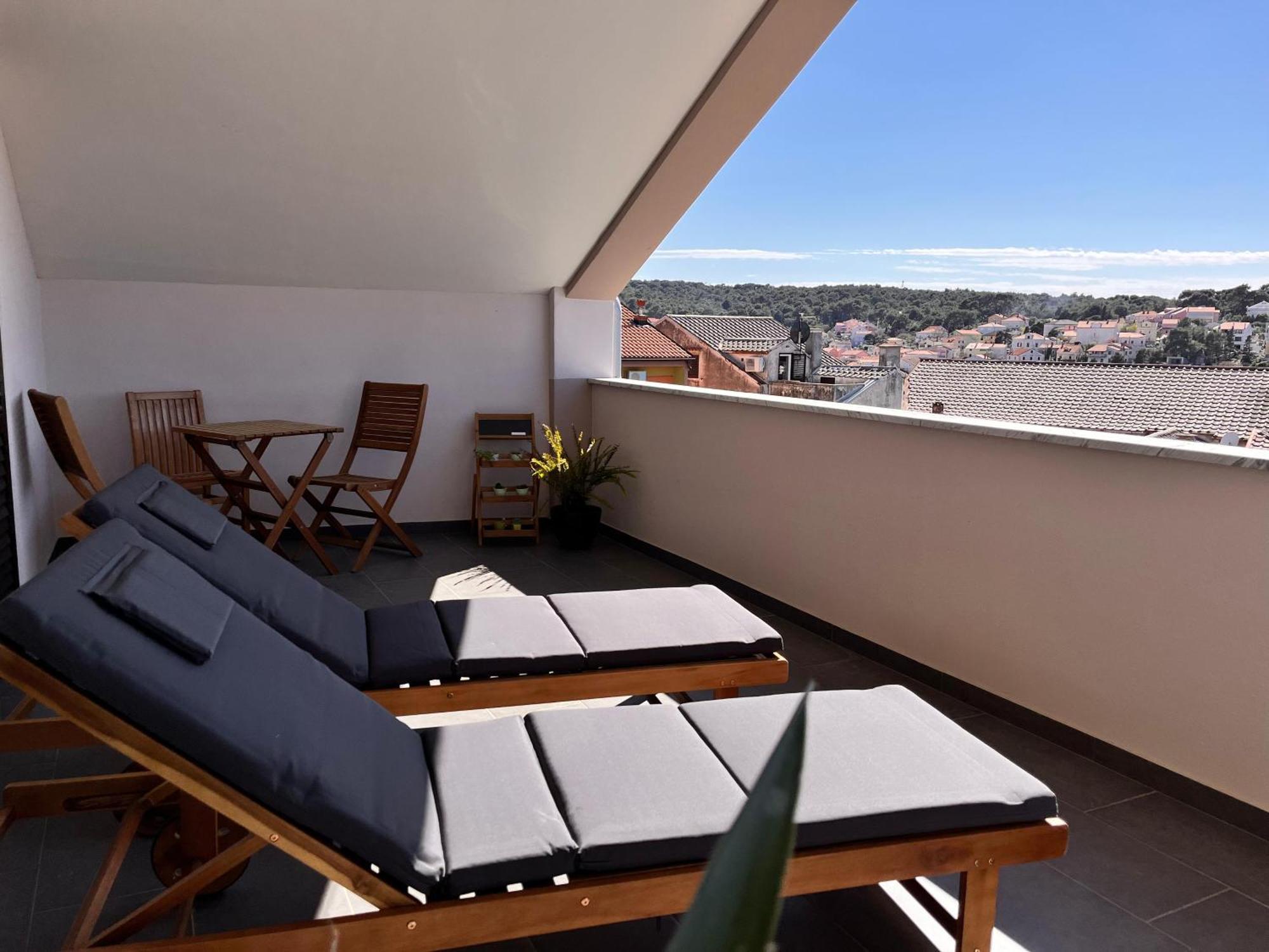 Apartment Oscar Mali Lošinj Exterior foto
