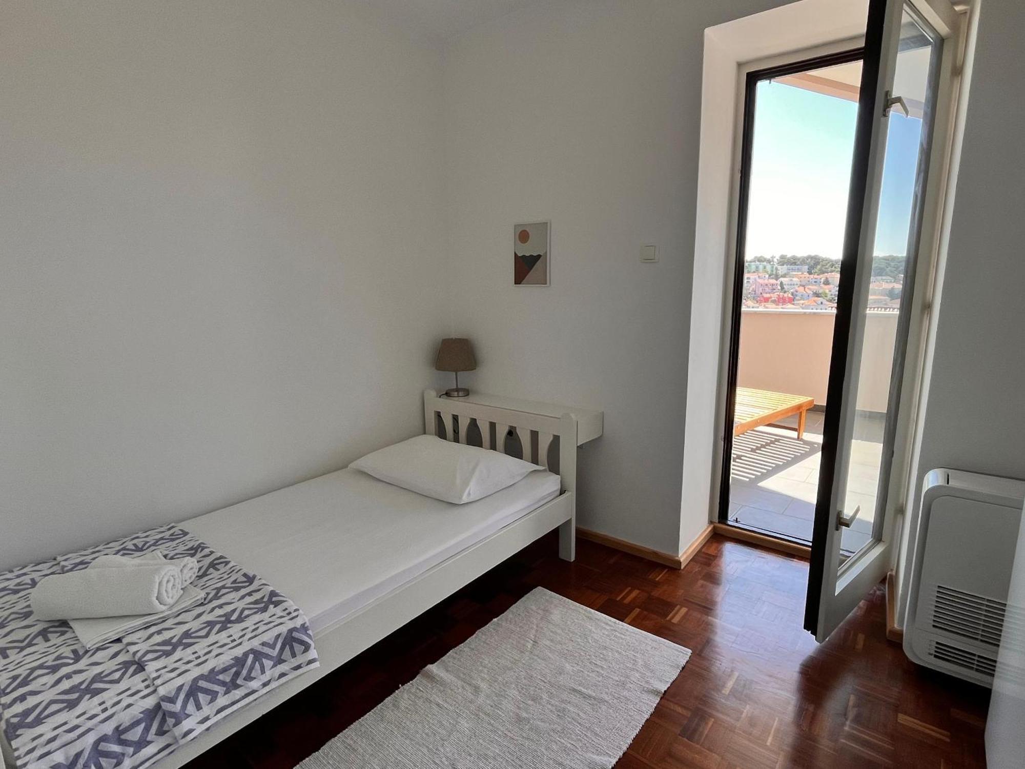 Apartment Oscar Mali Lošinj Exterior foto